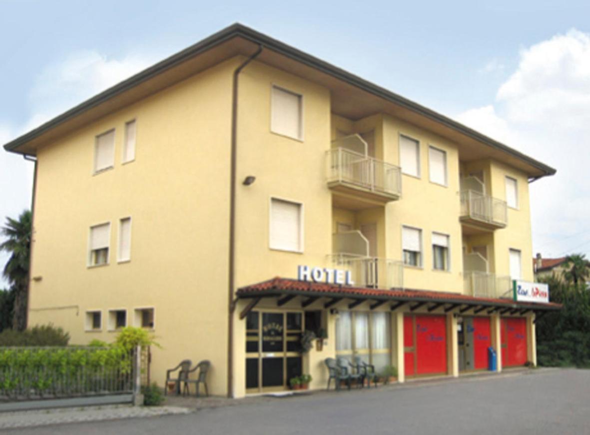 Al Bersagliere Hotel Noale Exterior foto