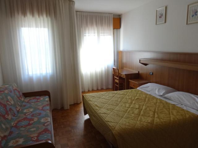 Al Bersagliere Hotel Noale Exterior foto